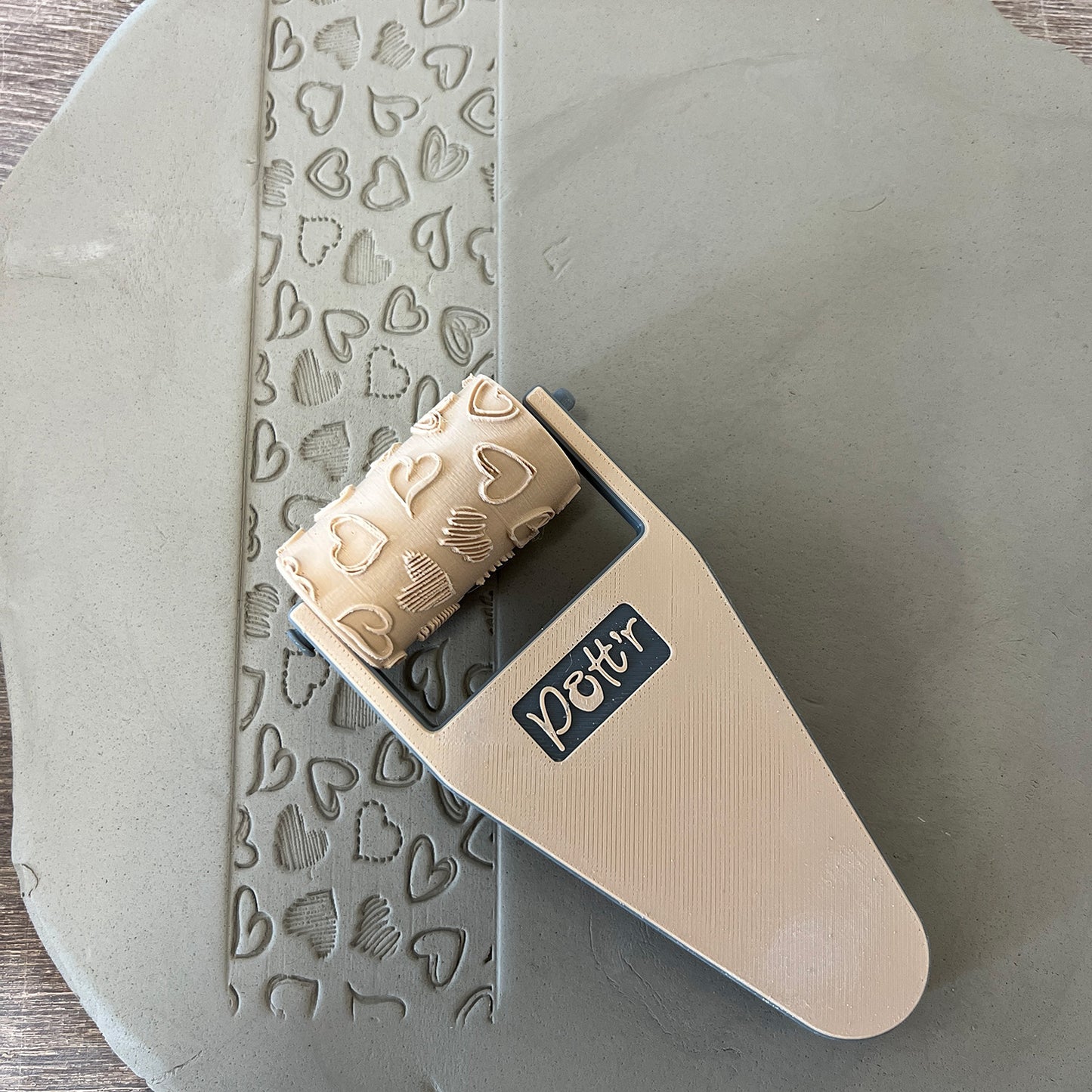 4 Piece Heart Themed Texture Rollers and Stamp Set including handles